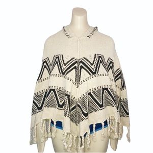 Lucky Brand knit hooded poncho cape xs-s